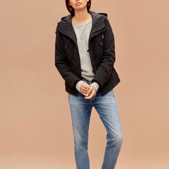 Aritzia Jackets & Blazers - 🖤ARITZIA UTILITY COAT BLACK🖤